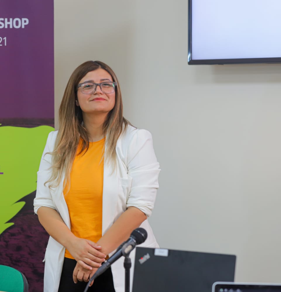 One Kurdish woman’s creative fingers become a cultural phenomenon: Meet Znara, founder of Sev Gallery